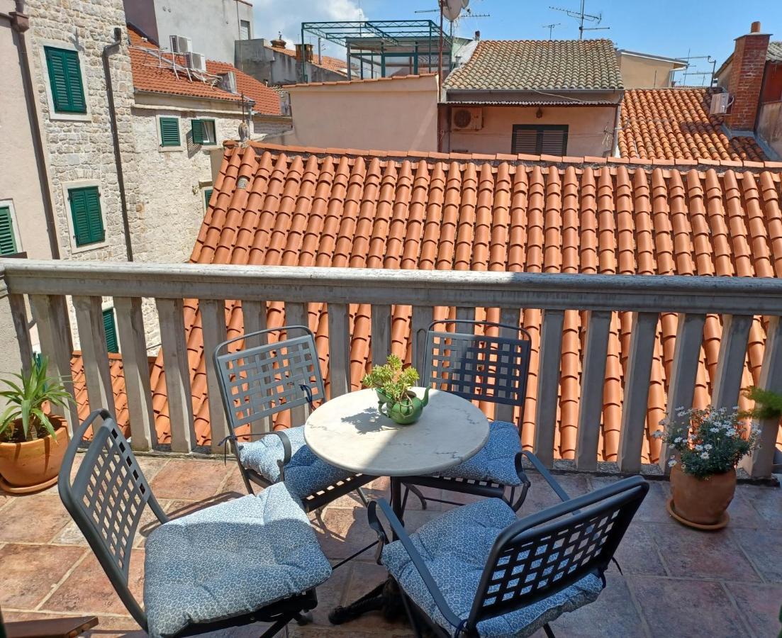 Jerry & Oli'S Apartments Sibenik Exterior photo