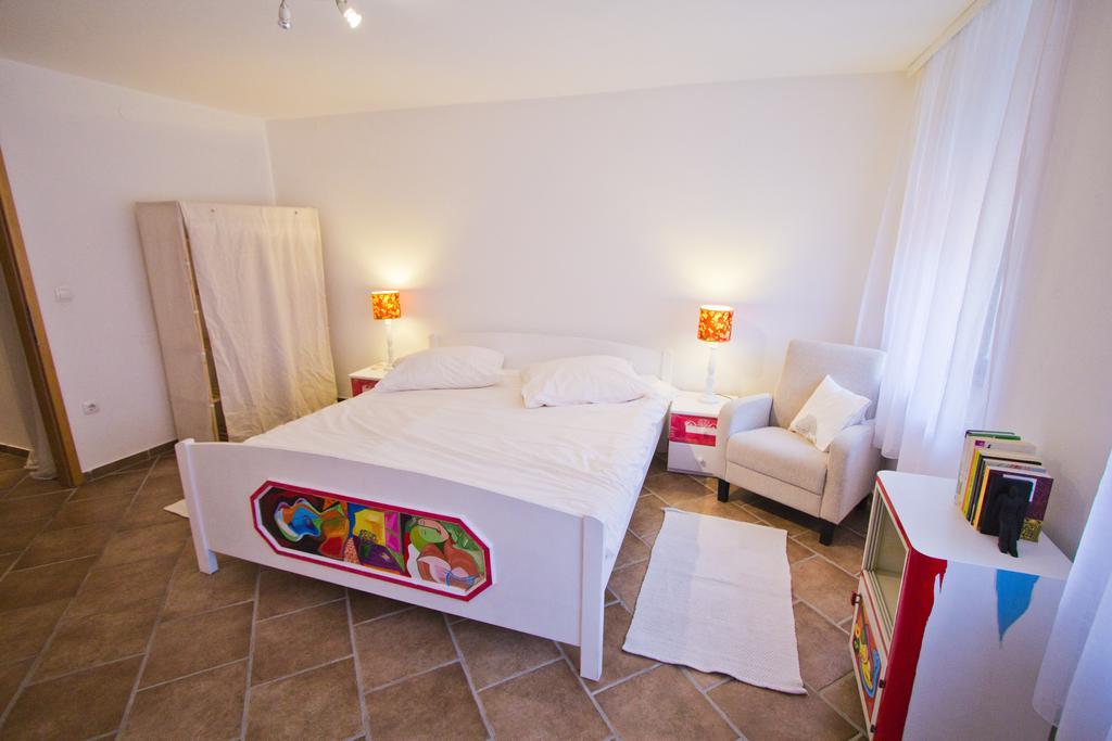 Jerry & Oli'S Apartments Sibenik Room photo