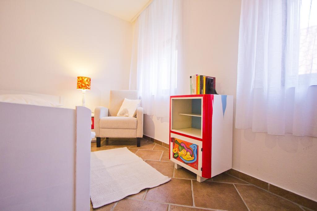Jerry & Oli'S Apartments Sibenik Room photo