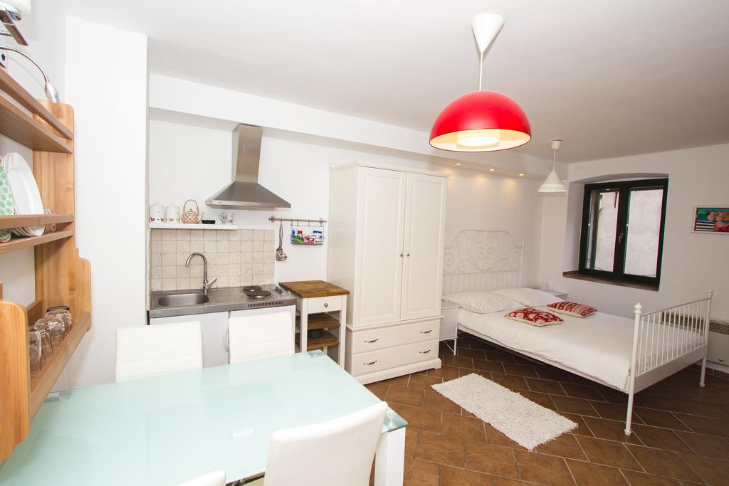 Jerry & Oli'S Apartments Sibenik Exterior photo