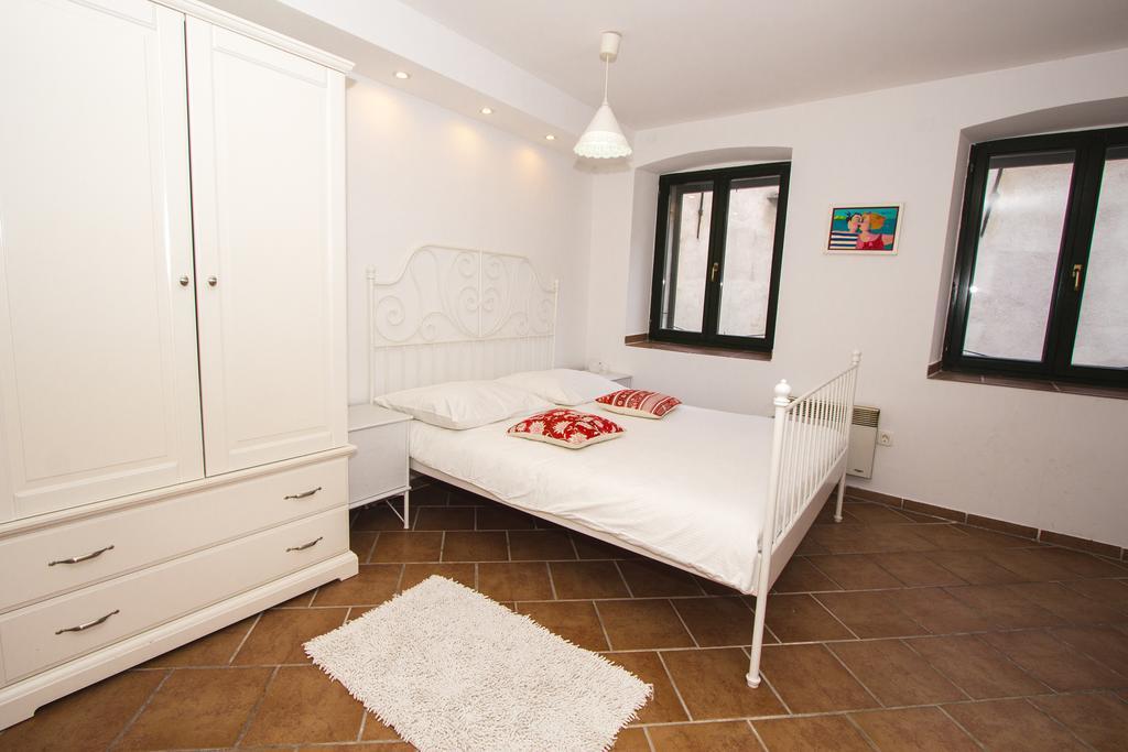 Jerry & Oli'S Apartments Sibenik Exterior photo
