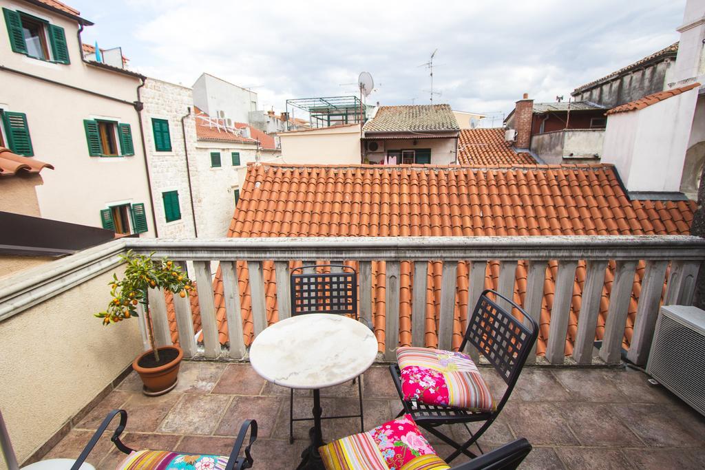 Jerry & Oli'S Apartments Sibenik Exterior photo